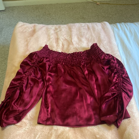 Parker XS 100% Silk off the shoulder top❤️💃 - Picture 5 of 6